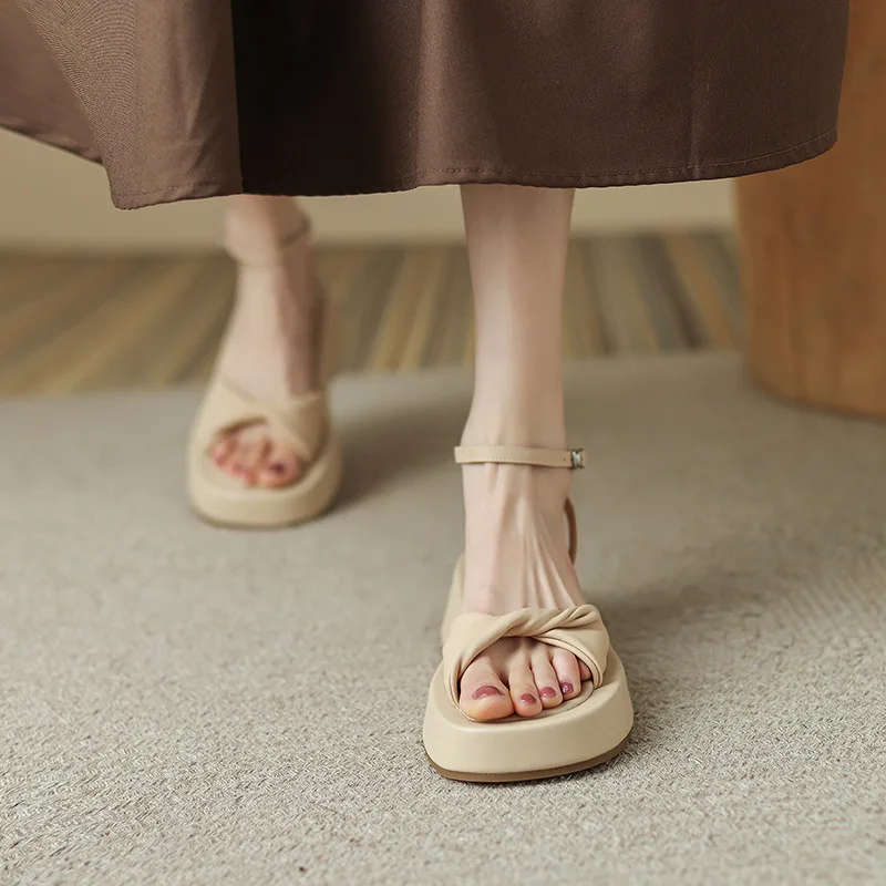 

Low Sandals Woman Leather Low-heeled Rome Fabric Slides Rubber Hoof Heels Low Sandals Woman Leather Low-heeled Rome Hoof Heels F
