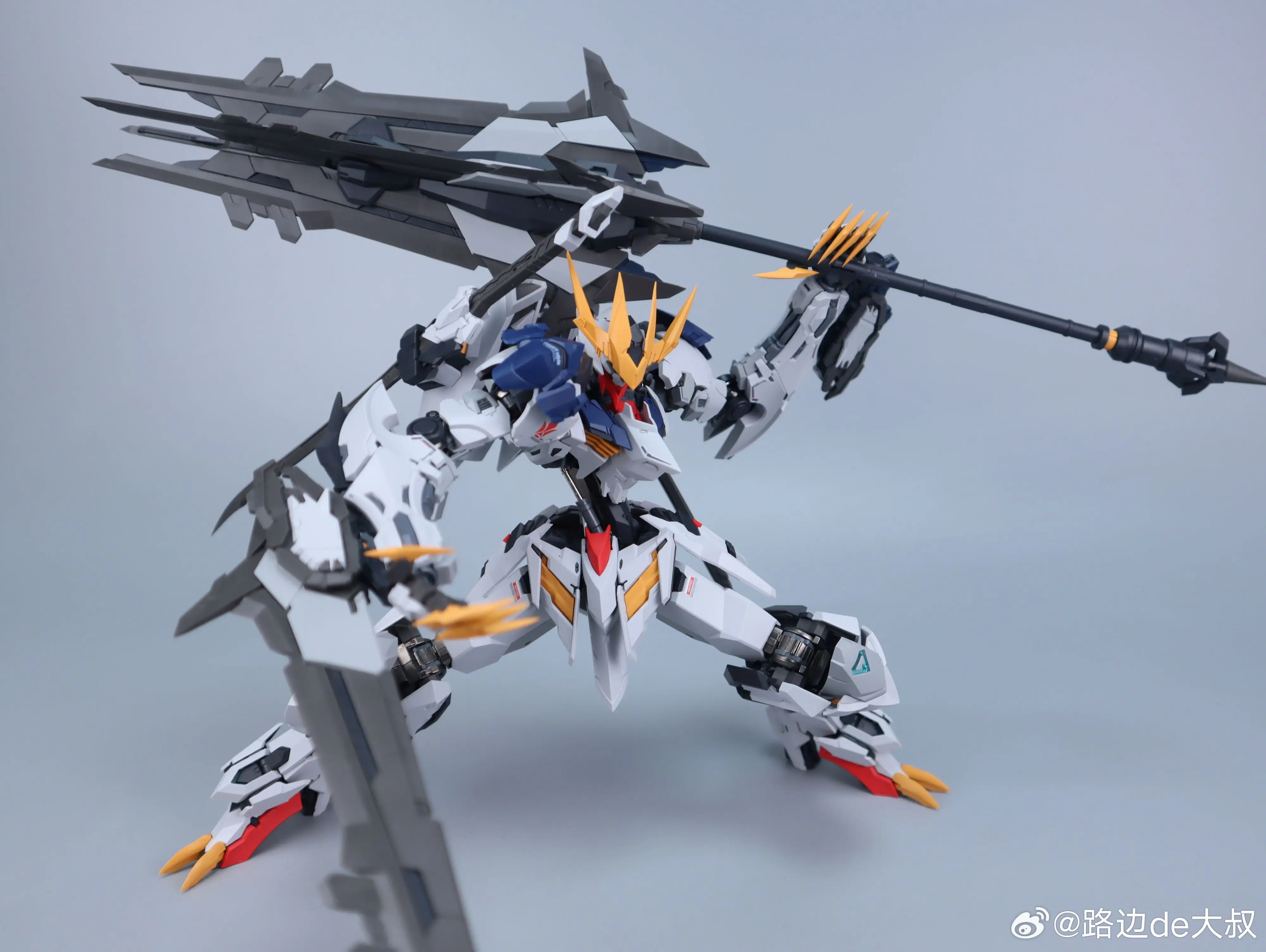 Фото Оригинальный набор для сборки модели-фигурки Wolf King Barbatos Lupus Rex 1/100 из сплава, подарок на день рождения №5