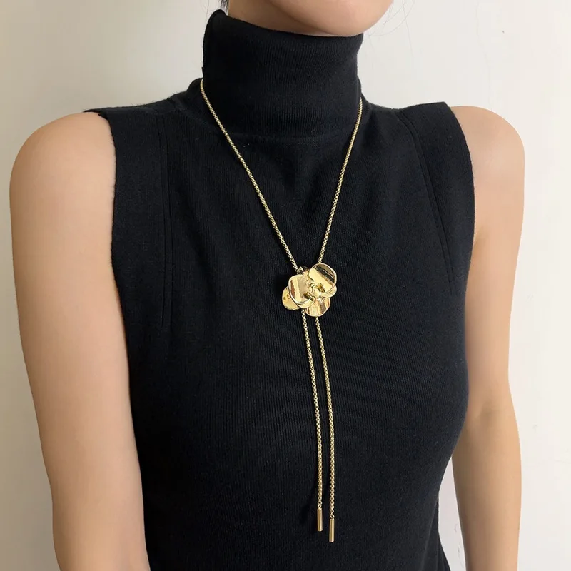 Осень-зима 2024 новая тонкая цепочка с кисточками ирисовой цепочкой для свитера