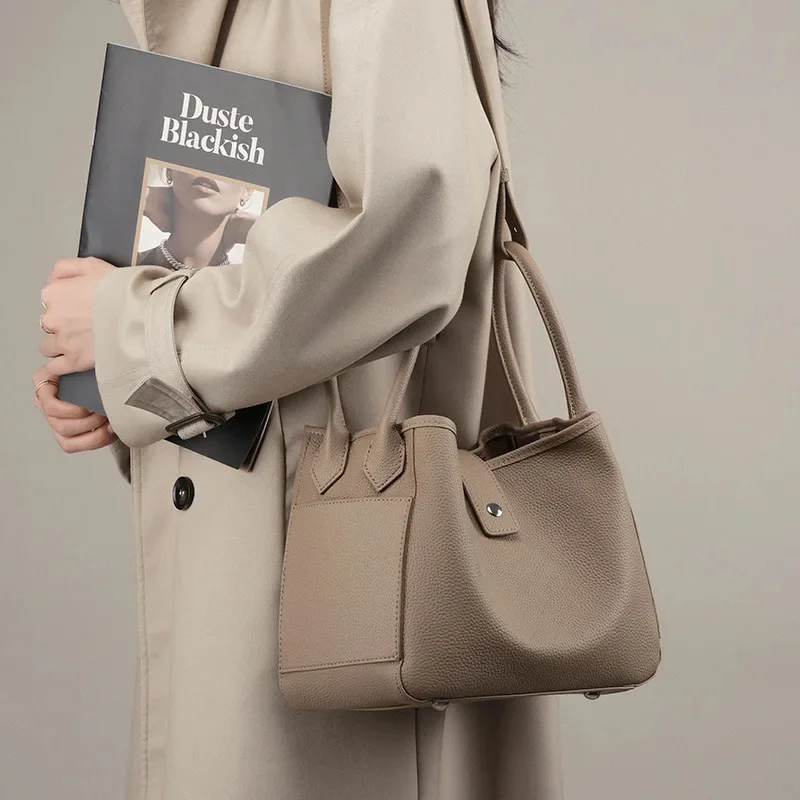 

Сумка-мешок женская из натуральной воловьей кожи, винтажный вместительный тоут на плечо, модный саквояж кросс-боди