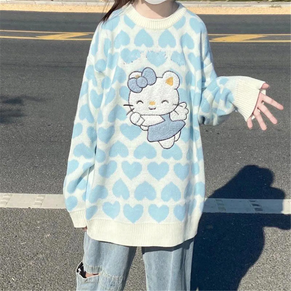 

Женский трикотажный свитер с принтом в виде кота