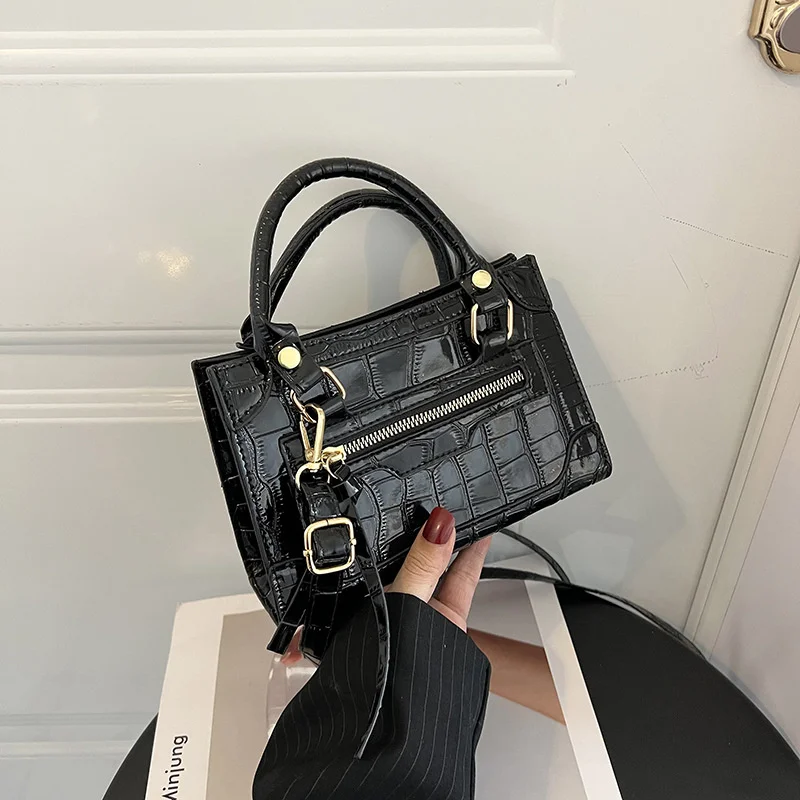 

Small Bags for Women Fashion Luxury Designer Handbag Short Handle Bolsas Female Bag Purse Women's Tote Shoulder Messenger 2023