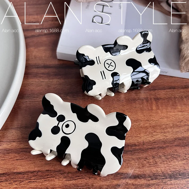 

Korean Kawaii Black White Bear Hair Claw Clip Elegant Cute Updo Hair Pin for Girls Headwear Women Hair Accessories