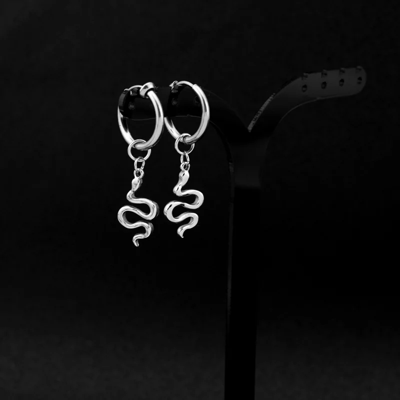 

2022 Korean Wave New Titanium Steel Snake Earrings for Men and Women Hip-Hop Punk Neutral Wind INS Trend Celebrity Jewelry Gifts