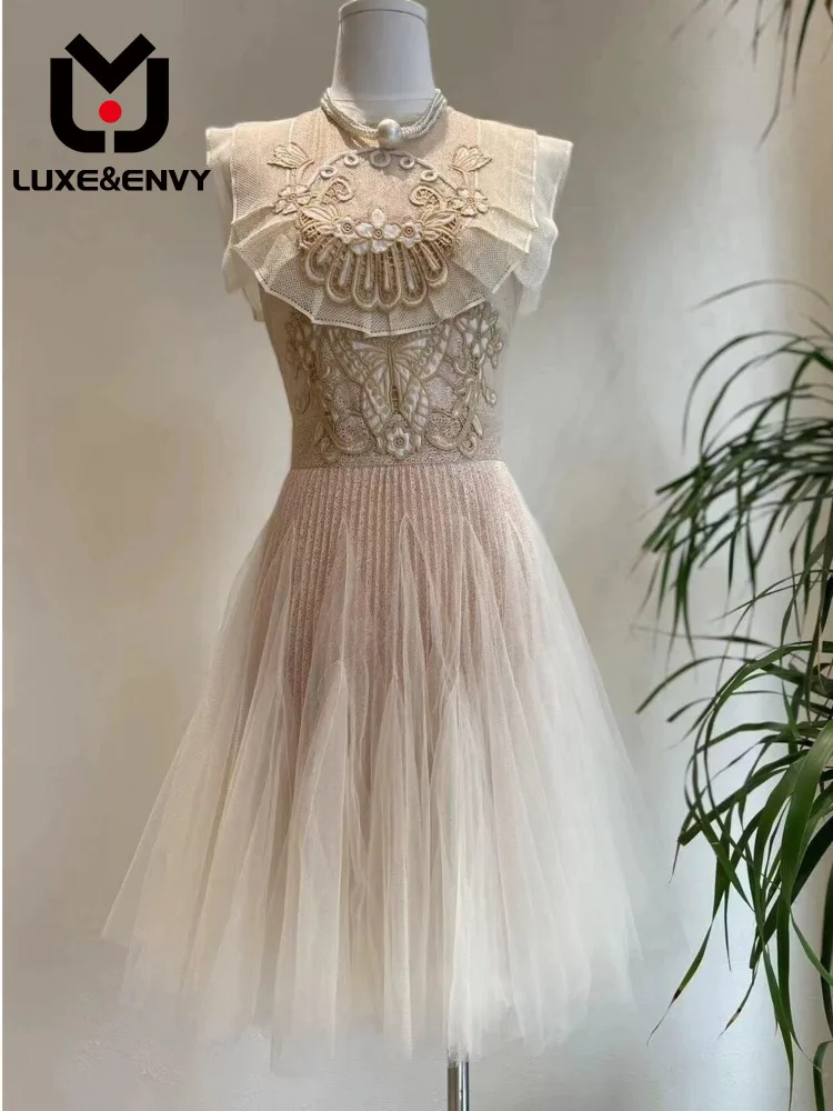 

LUXE&ENVY Design Flower Embroidery Pleated Dress Women Slimming Hollowed Out Embroidery Large