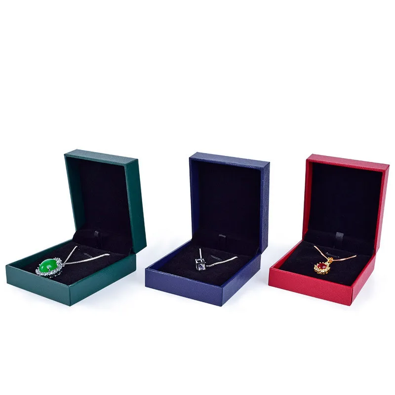 Spot Wholesale Vellum Jewelry Box Flip Grid Pattern Engagement Ring Box Pendant Bracelet Necklace Gift Box