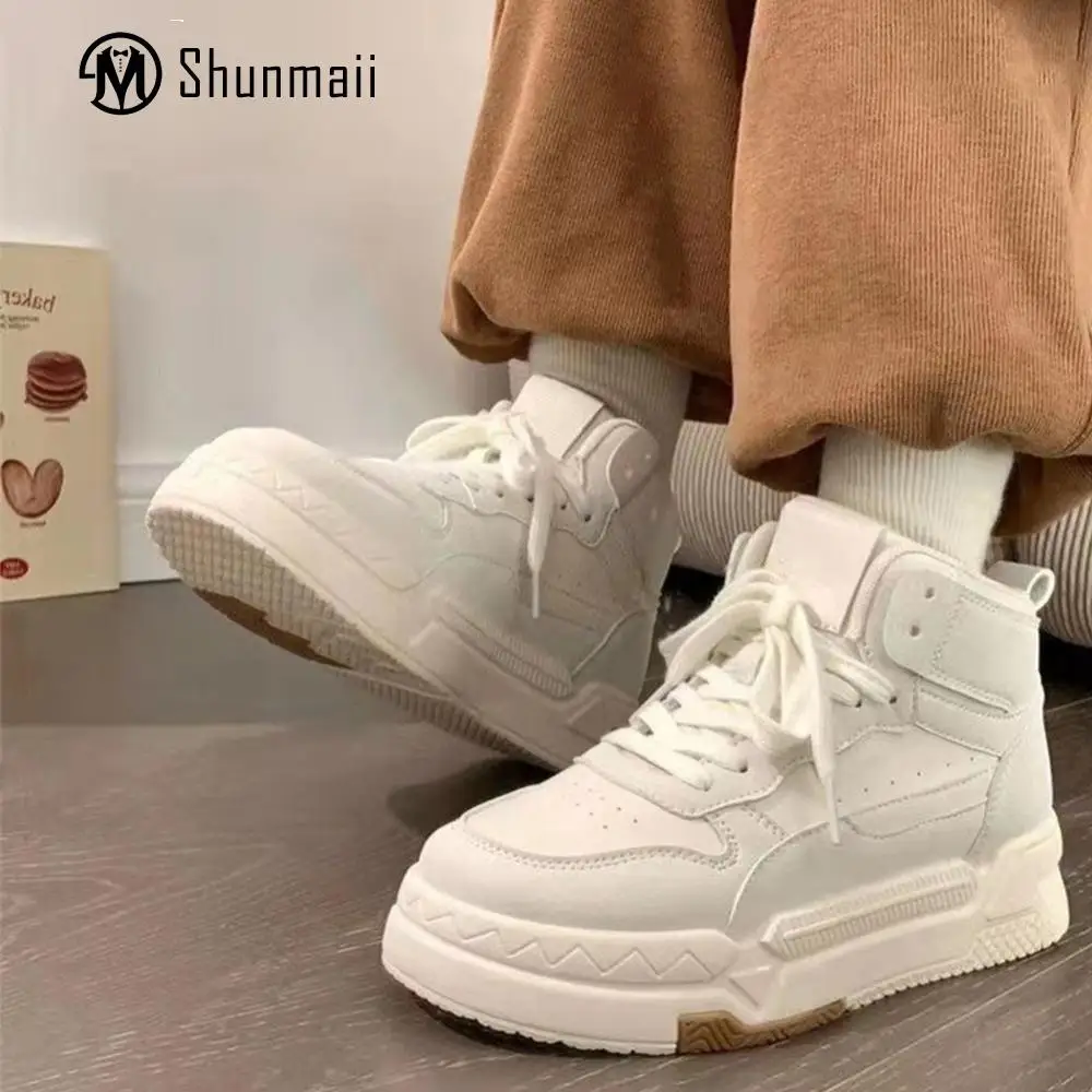 

Women Lace Up Sneakers Non-Slip PU Leather Platform Sneakers Wear-Resistant High Top Sports Shoes Comfortable for Outdoor Travel
