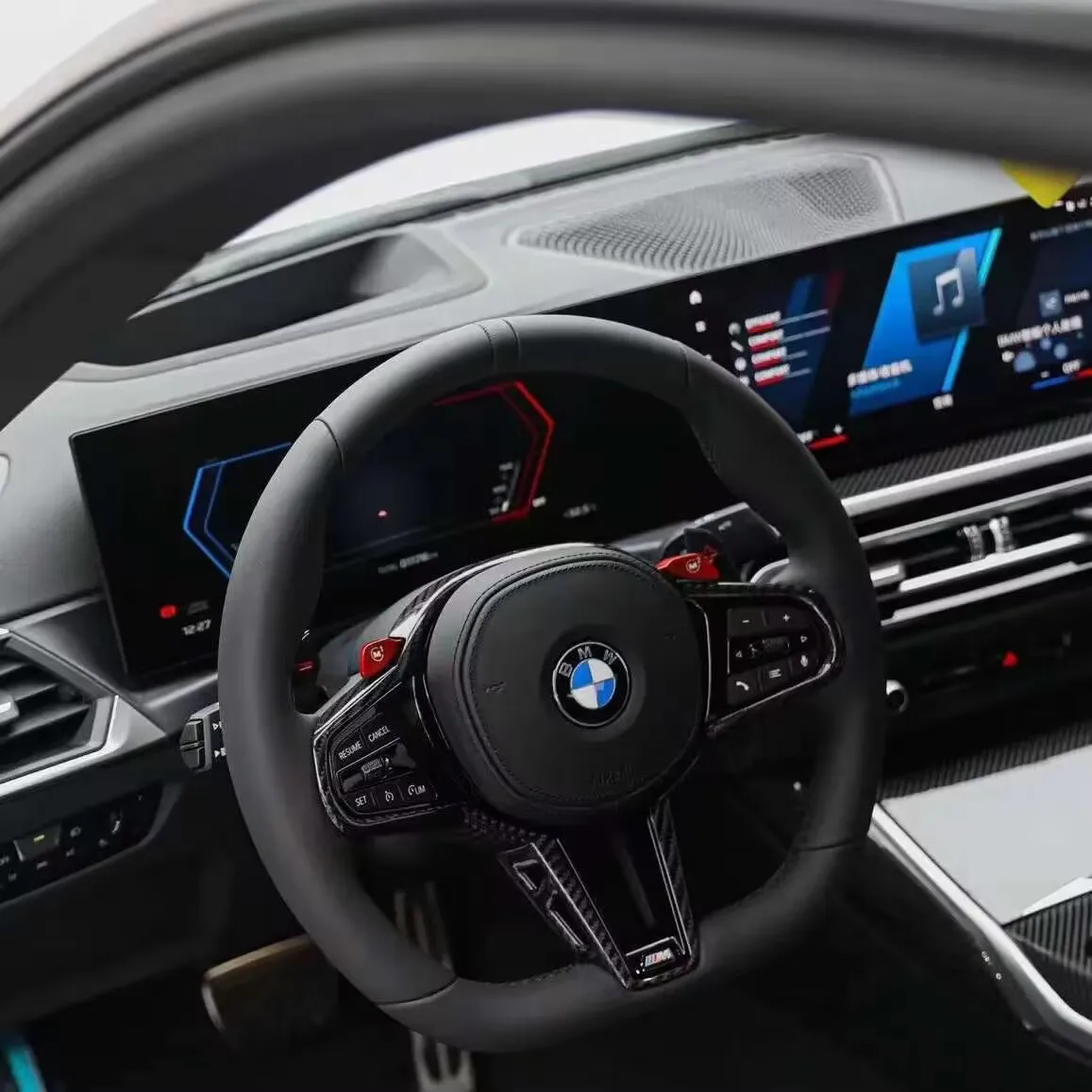 Рулевое колесо из углеродного волокна для BMW New M2 M3 M4 G80 G82 G83 G87 2019-2023 Lerther Old Upgrade 2025