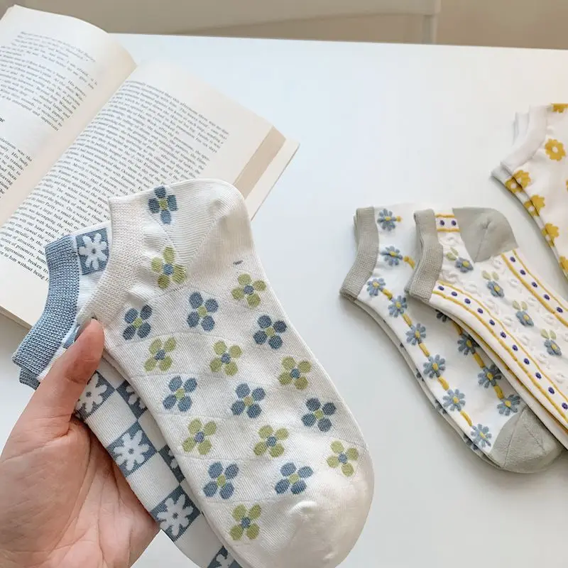 

5 Pairs/Lot Women Cozy Combed Cotton Boat Socks Floral Colorful Casual Funny Ankle Socks High Quality Short Summer Socks Girls