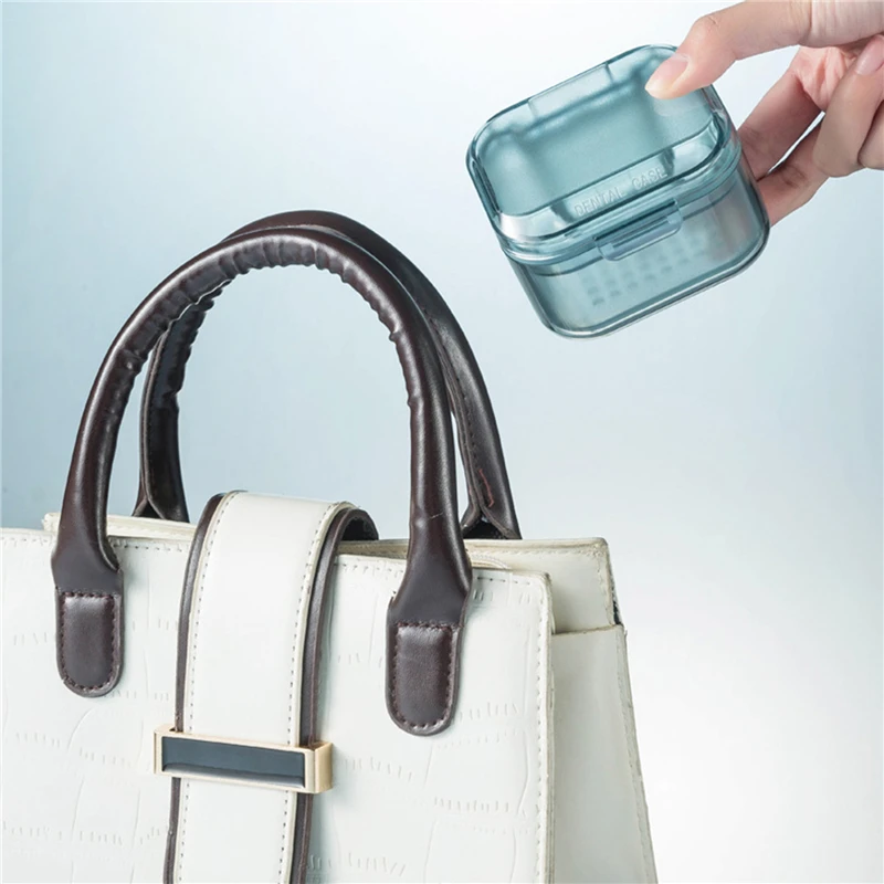 Трехслойная коробка для ортодонтических скоб