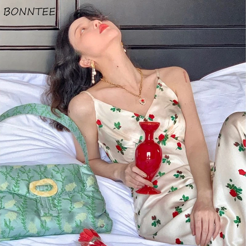 

Dress Women Baggy French Retro Summer Floral Sexy V-neck Backless Slim Spaghetti Strap Sundress Elegant Party All-match Chic Ins
