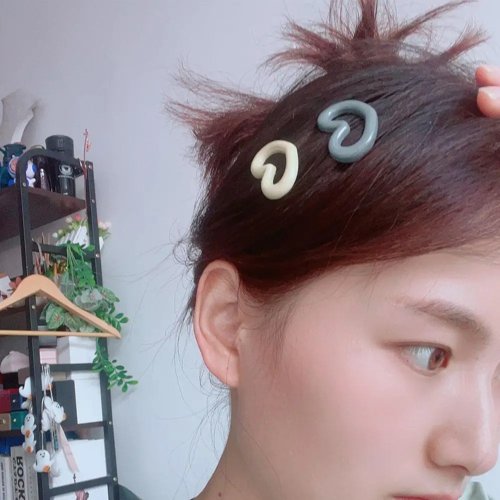 

Bangs Clip For Girl For Women Headdress Y2K Hair Barrettes Hair Accessories Korean Style Hairpin Love Heart Hair Clip