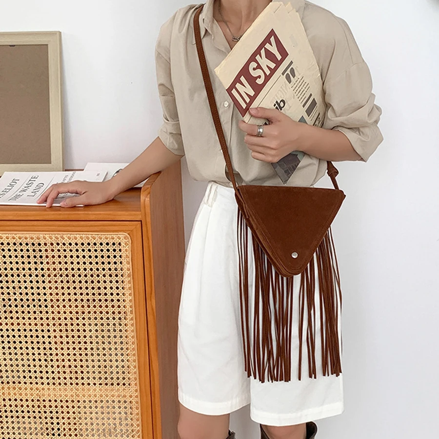 

Женская сумка-Кроссбоди с кисточкой, винтажная матовая бархатная сумка через плечо в форме сердца, маленький вместительный мини-кошелек