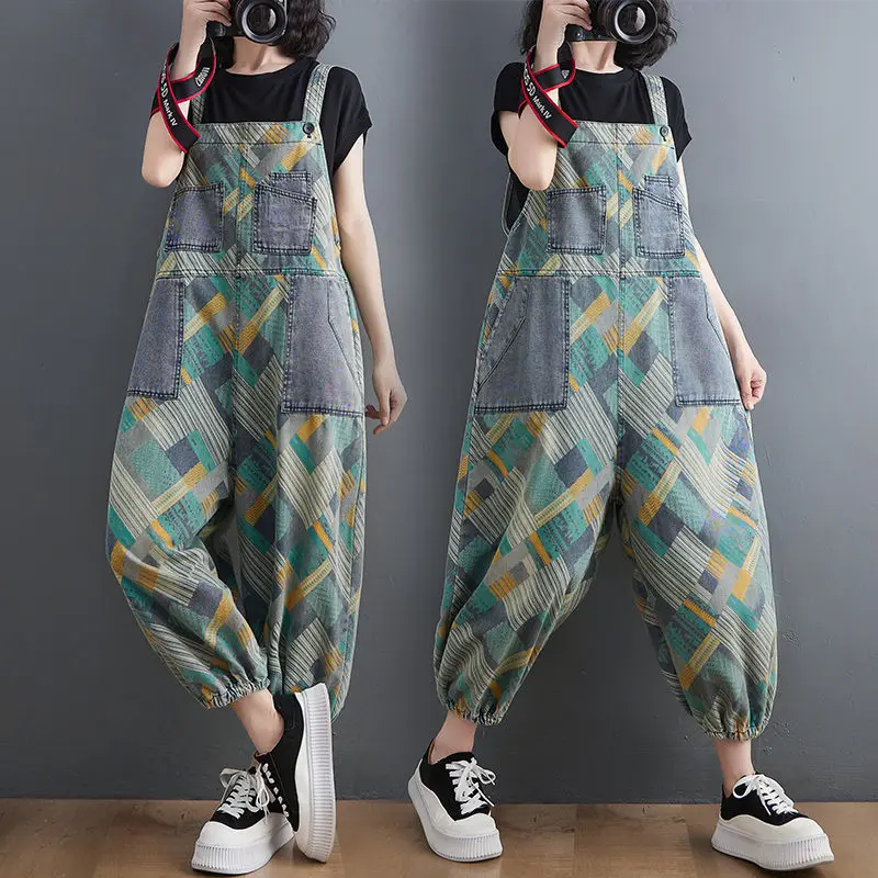 

2022 New Literary Retro Printed Denim Overalls Women's Harem Pants Casual Vintage Loose Bib Jeans Jumpsuit Trousers h920