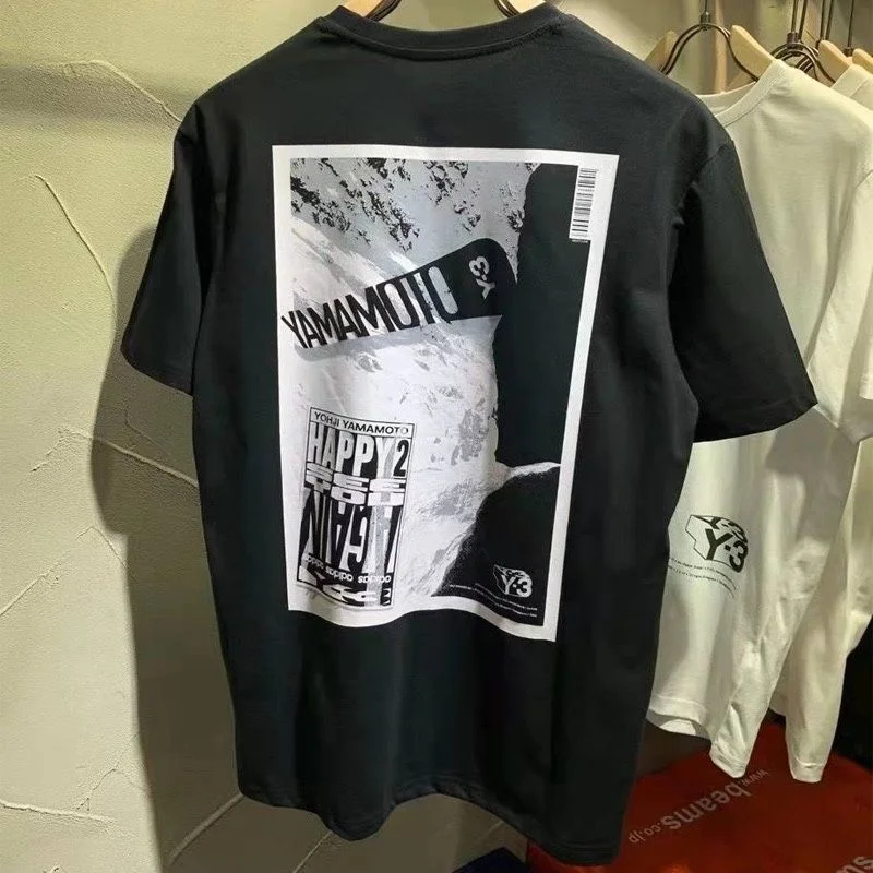

Yamamoto Yohji Poster Printed Casual Short Sleeve T-shirt Y3 Geminate Men And Women Couples Tee