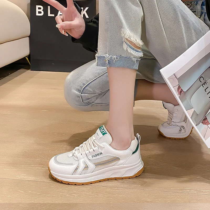 Leather Little White Shoe Woman With Breathable Net In The New Spring And Summer Season, Light Running Leather Women's Sneakers