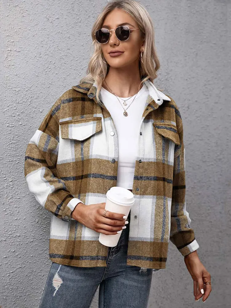 

2022 Autumn Checkered Jacket Women Winter Plaid Jacket Overshirt Ladies Warm Thicken Button Shirt Jacket Coat Women