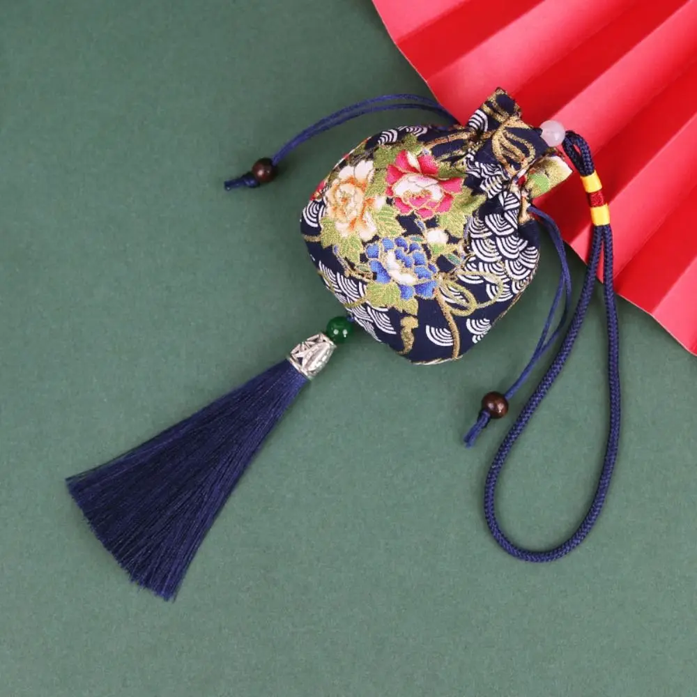 

Парчовый саше для украшений