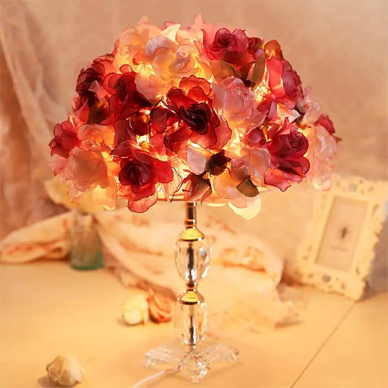 European-Style Warm Princess Wedding Room Wedding Crystal Dream Flower Rose Table Lamp Bedroom Bedside Lamp Creative Romantic
