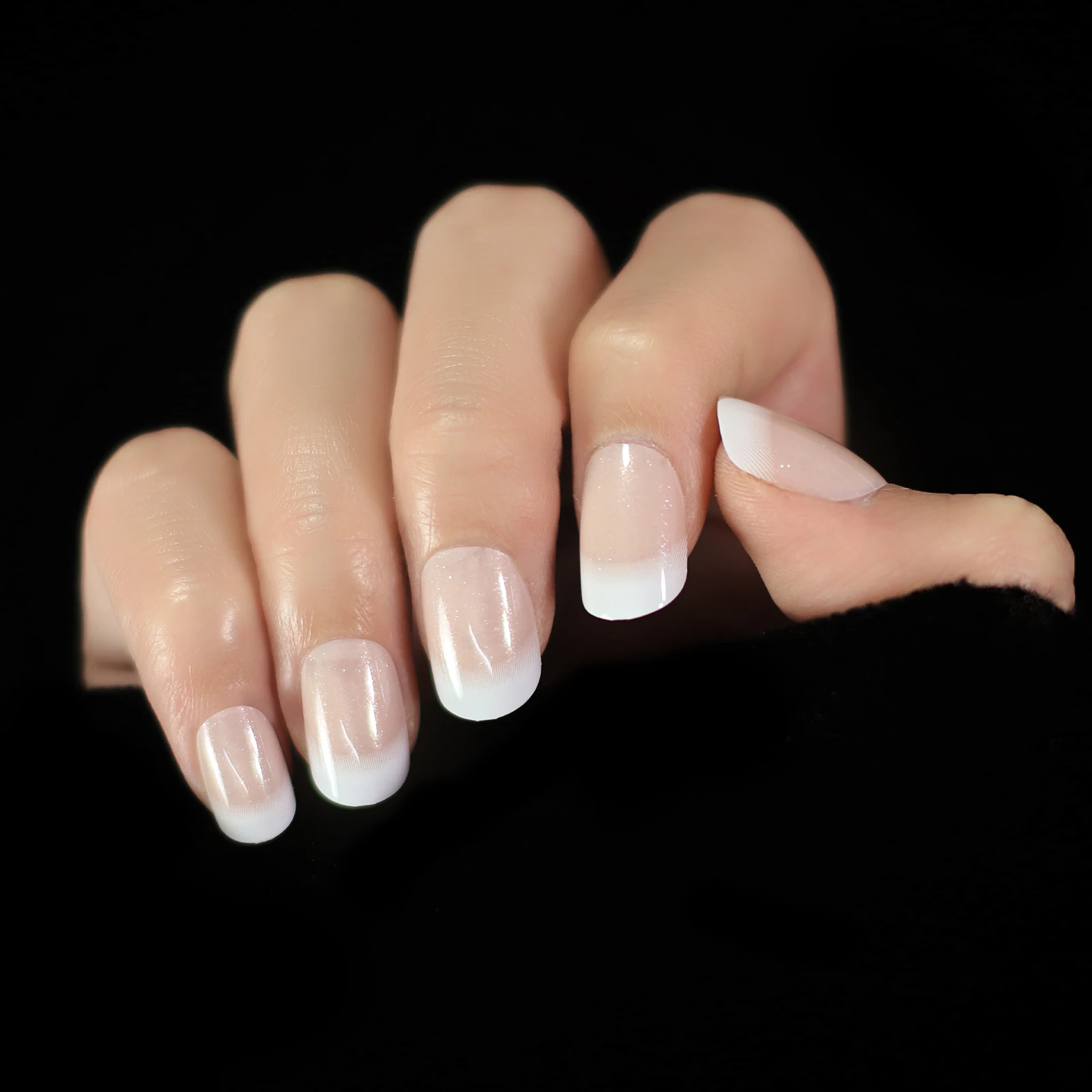 On Nails French Nails Short Length Ombre Round French Tips Glitter Pattern White Thin False Nail Art