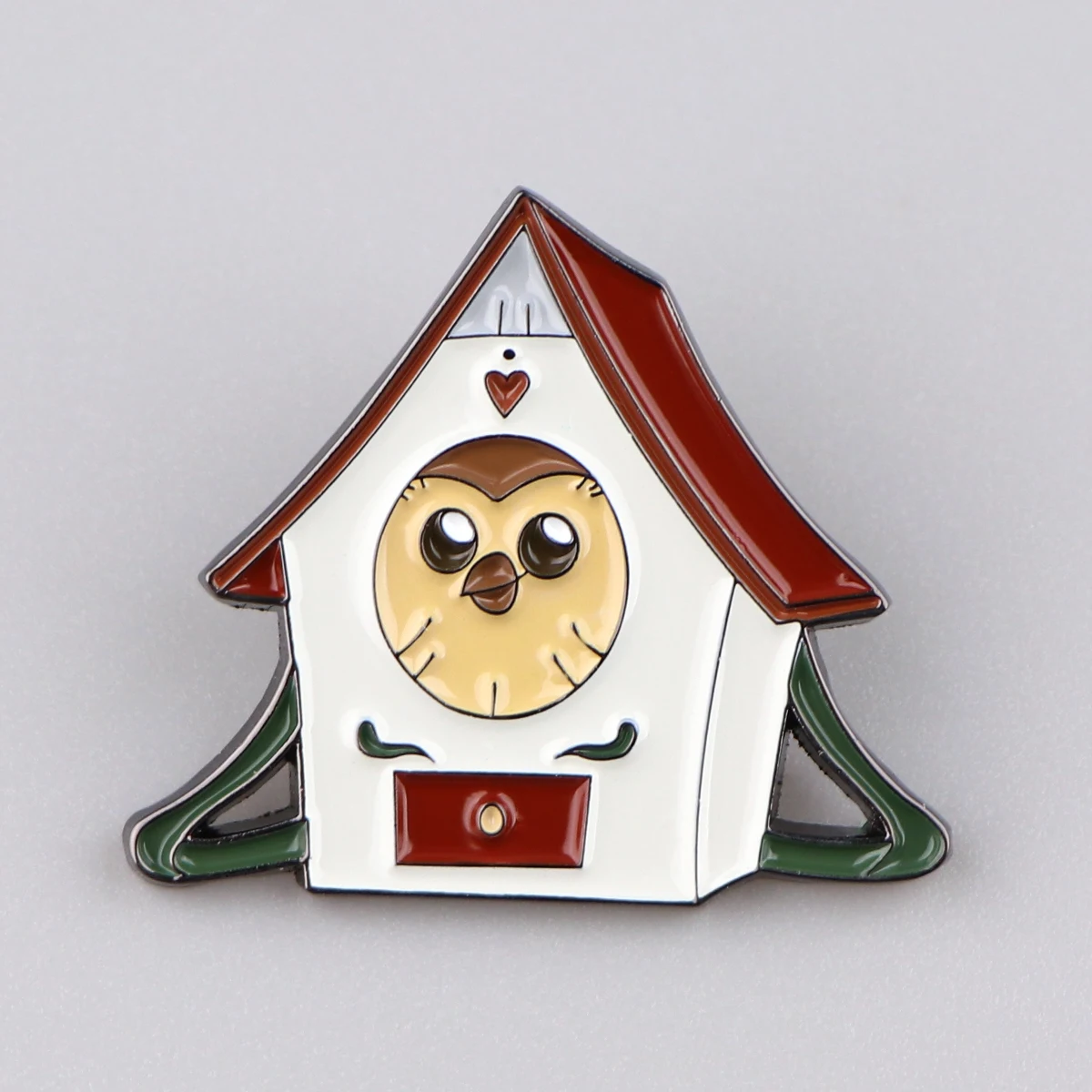 Эмалированная брошь в виде совы