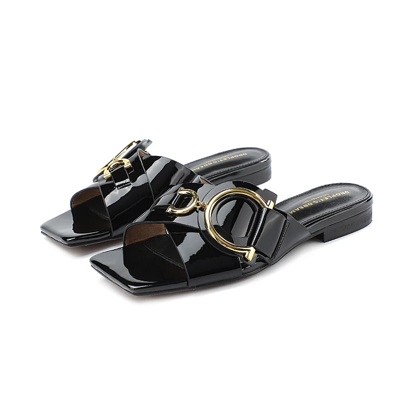 Women's Flat Bottomed Open Toe Slippers, Metal Letter Sandals, Beach Slippers, Genuine Leather Indoor And Outdoor Women's Shoes