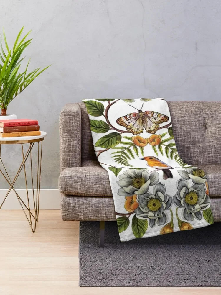 Весеннее отражение-цветочный/ботанический узор с птицами молями стрекозами и