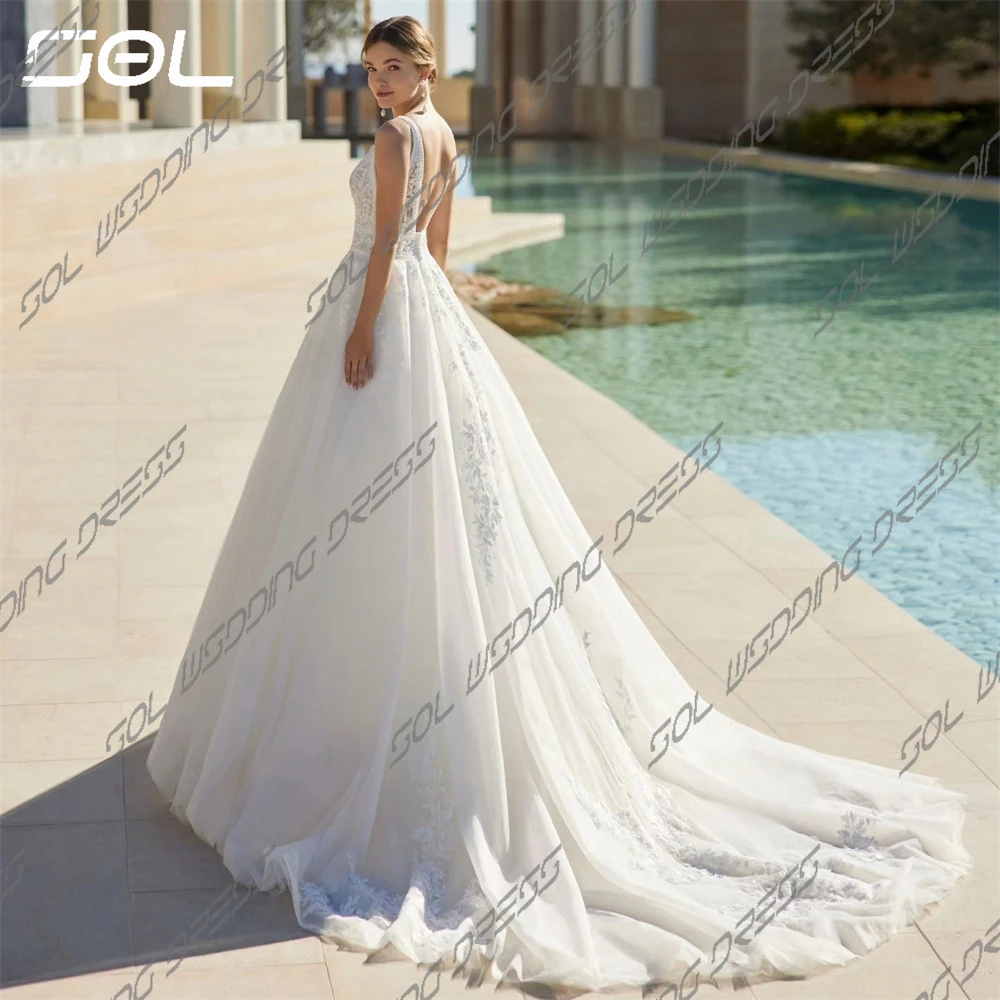 Рисунок 2 - Женское свадебное платье с кружевной