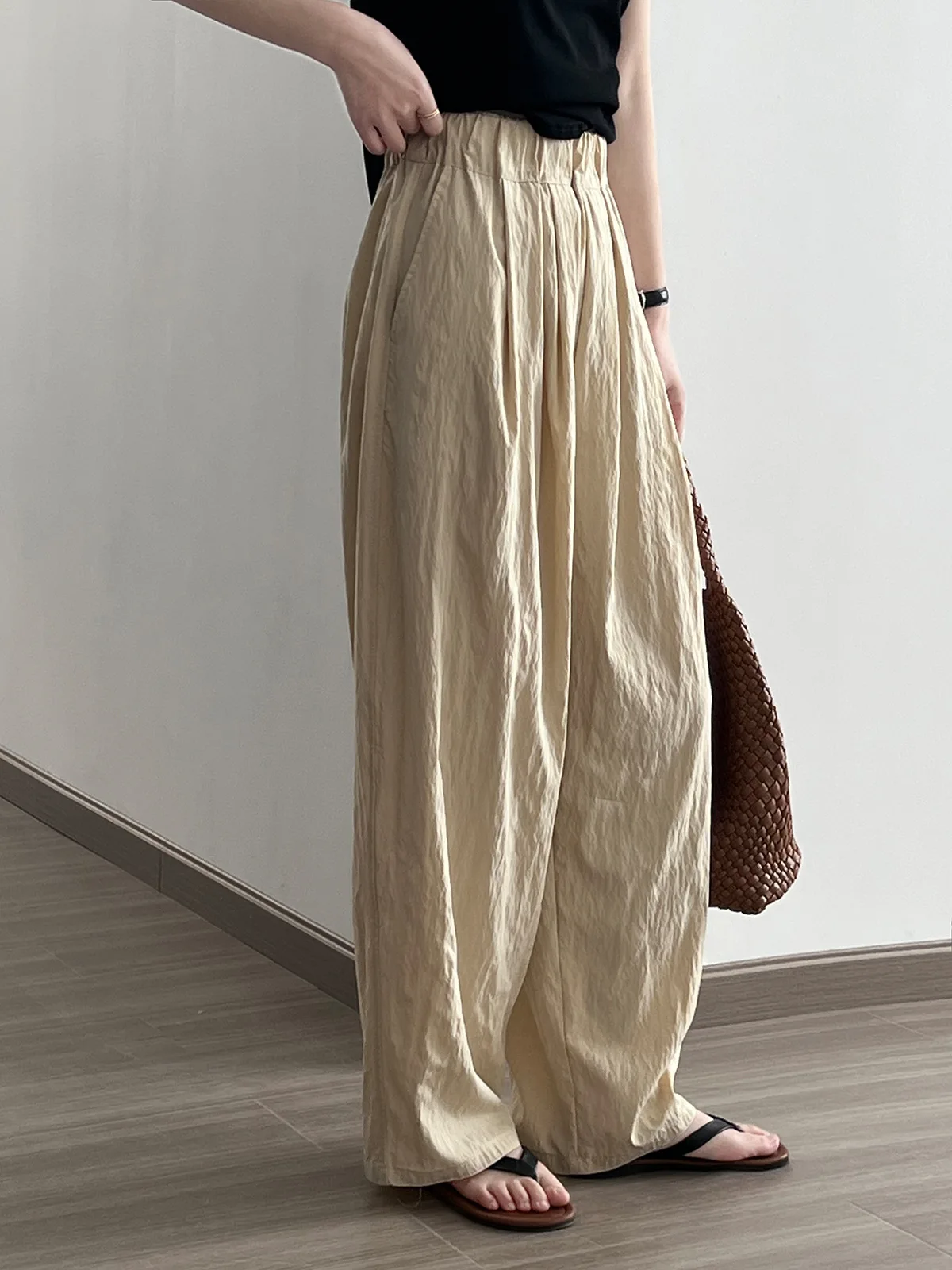 

Женские плиссированные брюки Bella Philosophy, черные повседневные тонкие брюки с высокой талией, свободные прямые брюки с широкими штанинами для лета, 2023