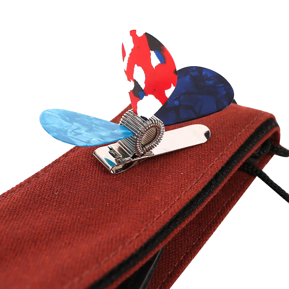 

Portable Guitar Picks Clip To Strap Holder Clip With 3 Pcs Picks Durable Metal Assistant Tool For Guitar Players Colors Random