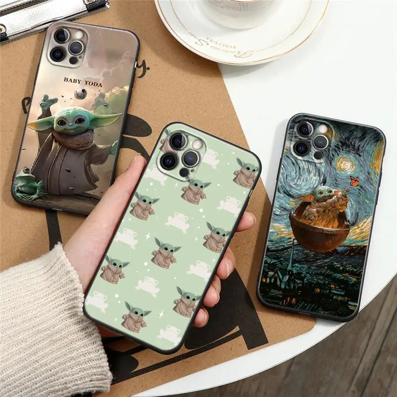 

Cute Lovely Baby Yoda Marvel Black Silicone Phone Case For iPhone 12 11 13 14 Pro Max XS XR 8 7 6 Plus SE Cover Yoda Hero Fundas