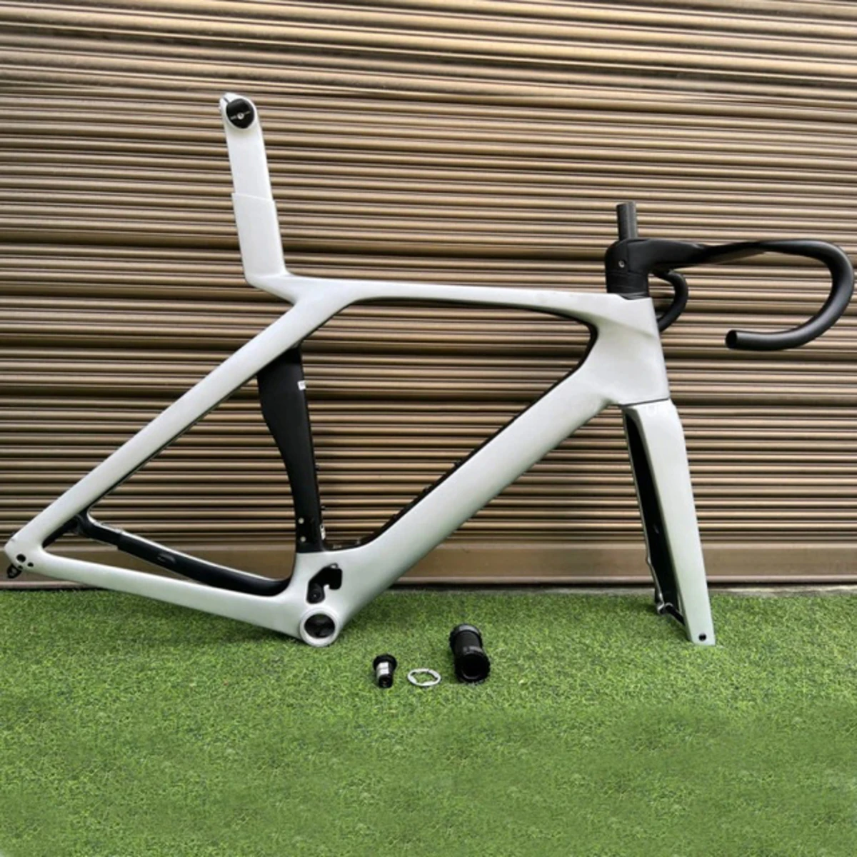 

Карбоновая рама для дорожного велосипеда 2023 T1100 SLR Gen7, дисковый тормоз, велосипедная Рама, велосипедная Рама, дисковая рама с рулем XDB DPD доставка