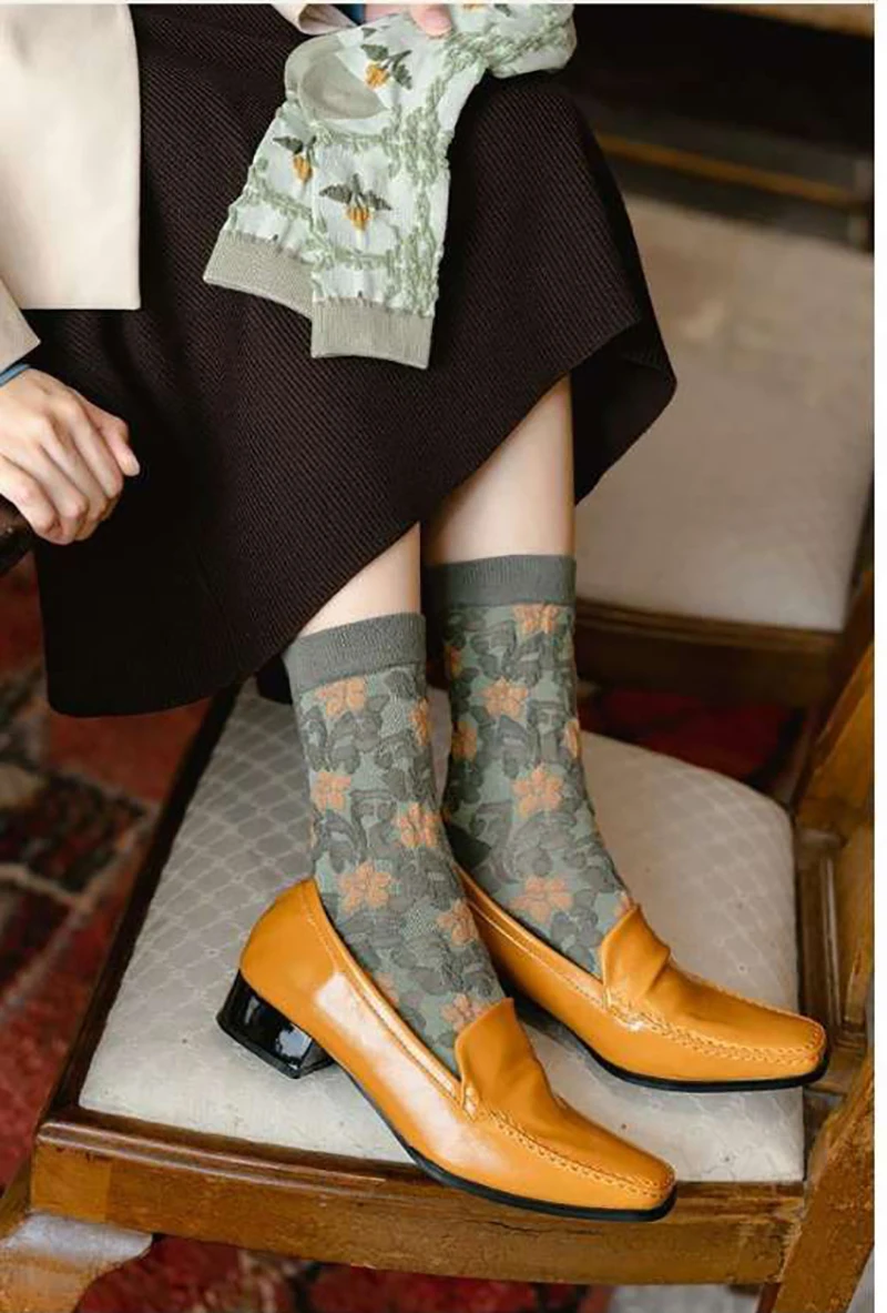 5 Pairs/ Lot Dreamlikelin Woman Socks Harajuku Retro Embroidery Spring 3D Knitting Flowers Embossed Print Lolita Christmas Gift