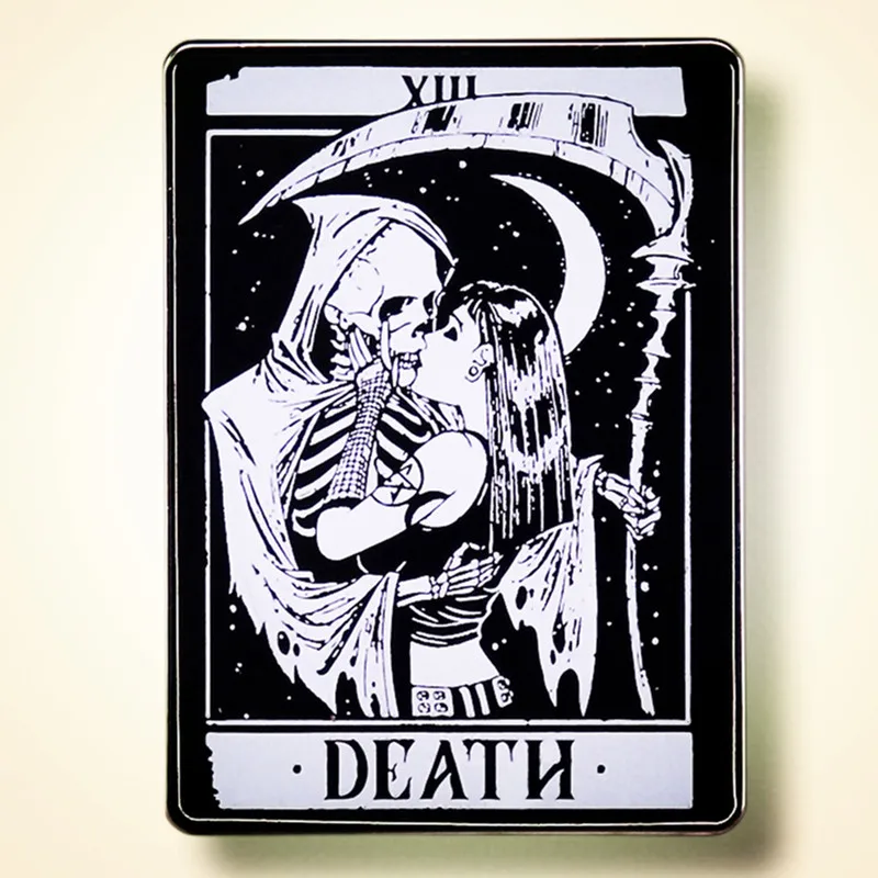 

Vintage Death the Grim Reaper Kiss Tarot Card Pin Enamel Brooch Alloy Metal Badges Lapel Pins Brooches Jewelry Accessories