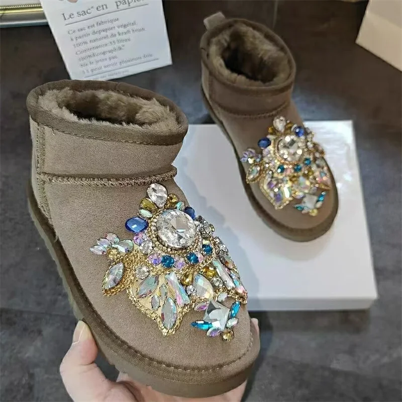 

Manual original heavy industry rhine-drill rhine-drill fur one leather short tube large size cotton shoes snow boots 35-44