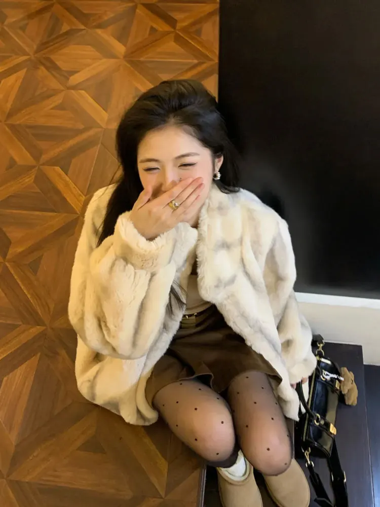 Защита окружающей среды Меховая верхняя одежда Женская 2024 Осень и зима Новая