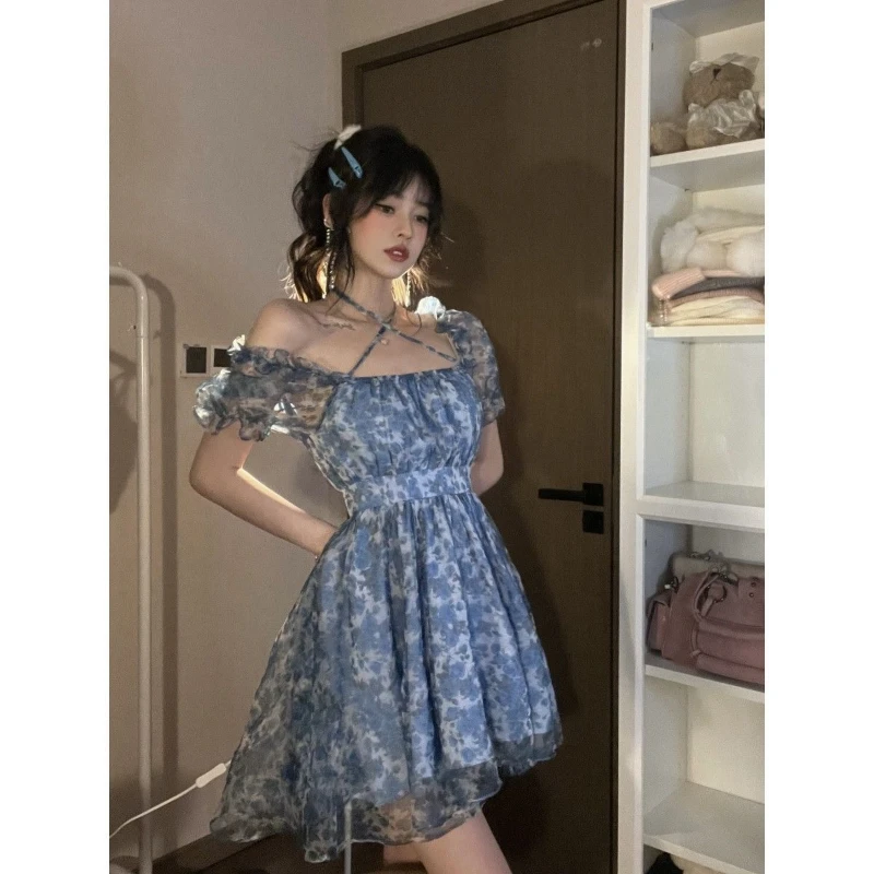

Peri Bunga Dress Renda Musim Panas Gaun Mini Manis Berbulu Tidak Beraturan Balutan Wanita Mode Korea Pesta Cantik Ramping 2022