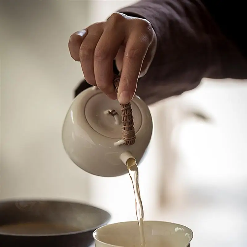 

200ml Heat-resistant Teapot Portable Ceramics Pot Ceramics Tea Kettle Delicate Tea Pot