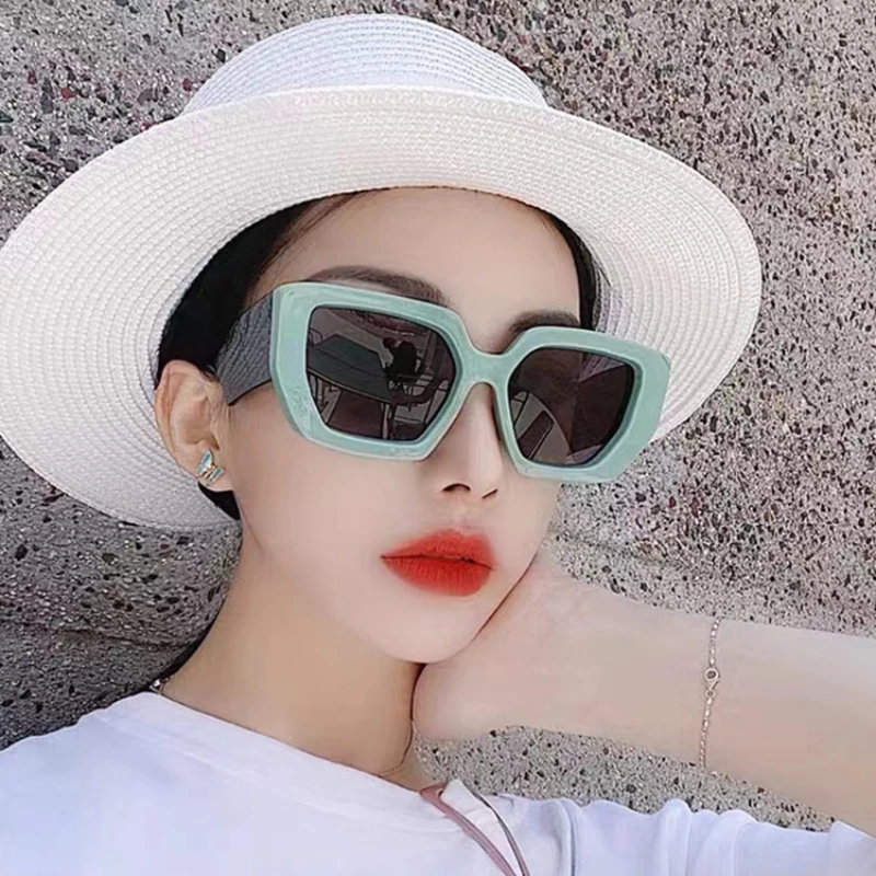 

Europe and The United States New Fashion Polygonal Sunglasses Women Tiktok Net Red Wearing Street Photography Sunglasses Tide