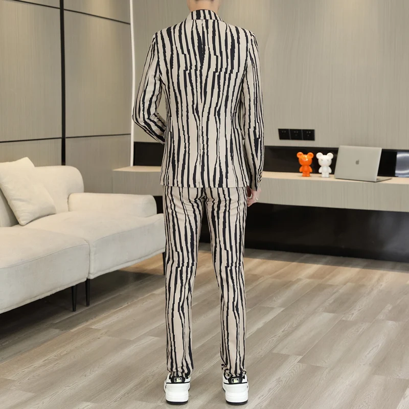 Маленький костюм верхняя одежда мужской корейский облегающий в полоску комплект