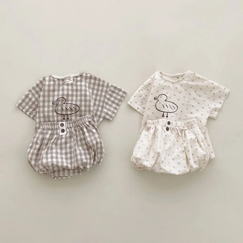 

2022 Summer New Baby Clothes Set Infant Cartoon Duck Print T Shirt + Shorts 2pcs Suit Boy Cotton Linen Set Cute Dot Girl Outfits