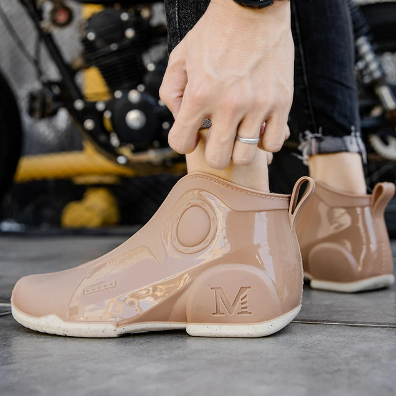 Резиновые мужские ботинки