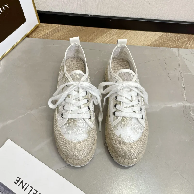 

Summer Comfortable Loafers 2023 Women's Retro Mesh Breathable Flat Casual Shoes Hollow Embroidery Lace Up Female Sneakers