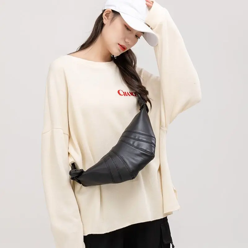 

Маленькая дизайнерская женская сумка Lemaire, сумка из коровьего рога, сумка-седло из овечьей кожи, сумка через плечо для пельменей, кожаная сум...