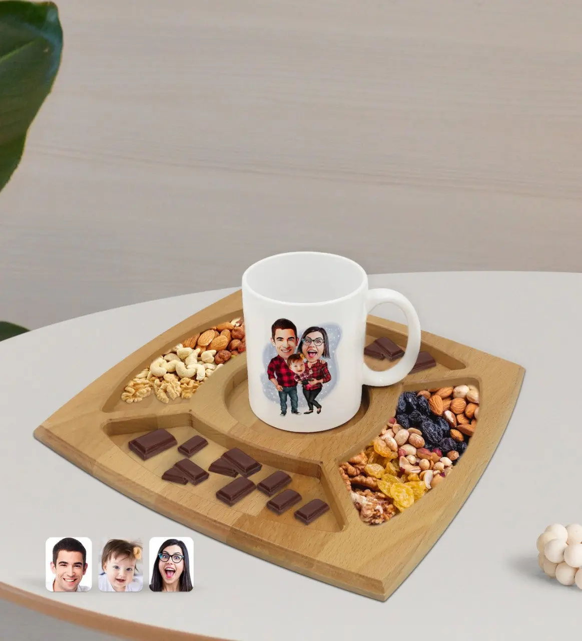 

Персонализированная семейная белая кружка карикатуру и натуральная Массив дерева, 4 отделения, презентация, табурель, кондитерский подарок...