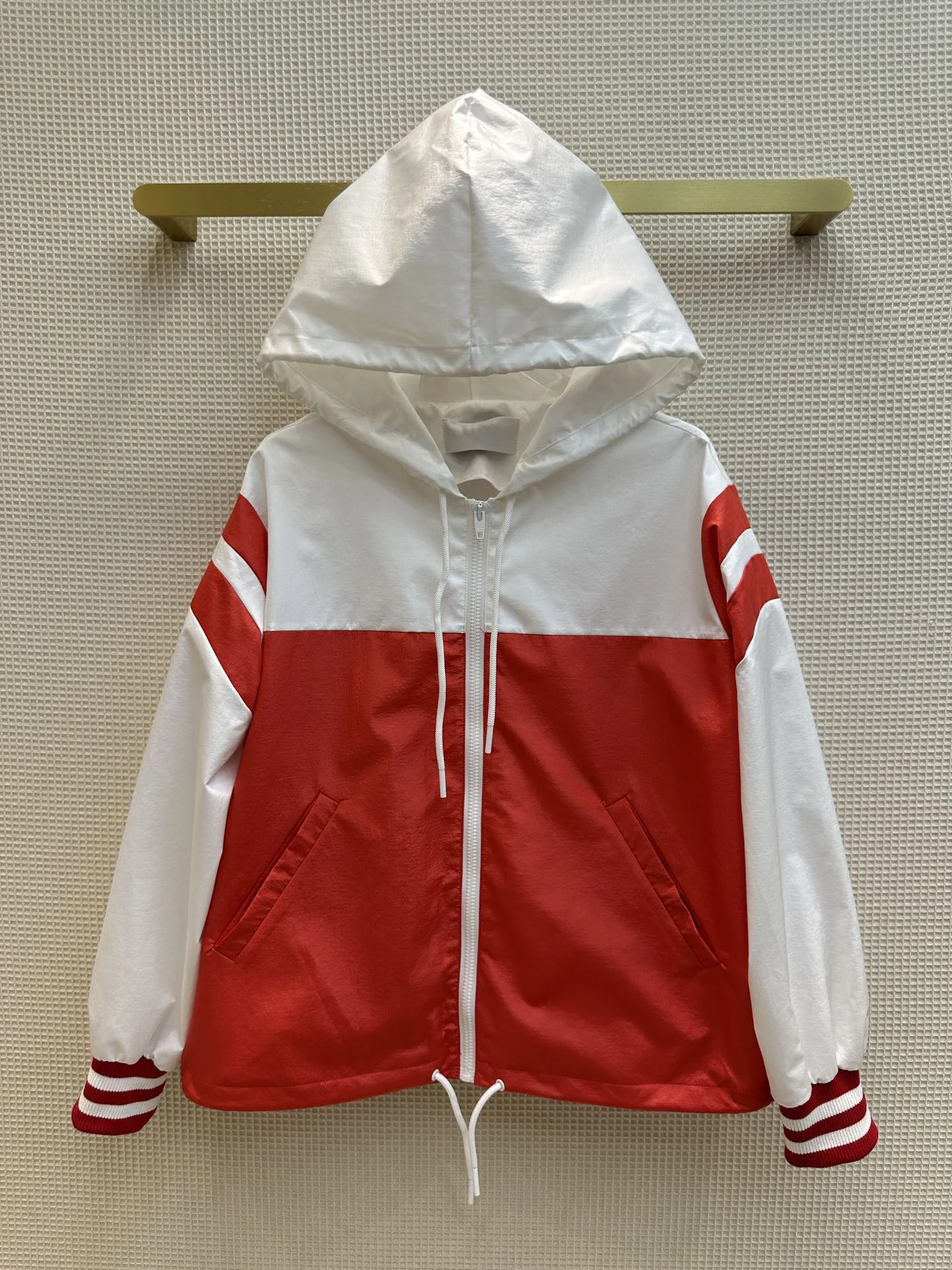 

Свободное солнцезащитное пальто с капюшоном, дизайн с капюшоном, four seasons8.22023