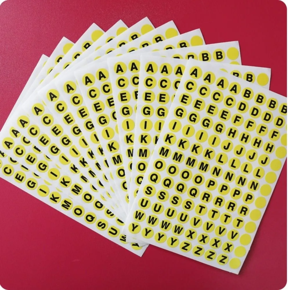 

Круглые наклейки с буквами Yellow