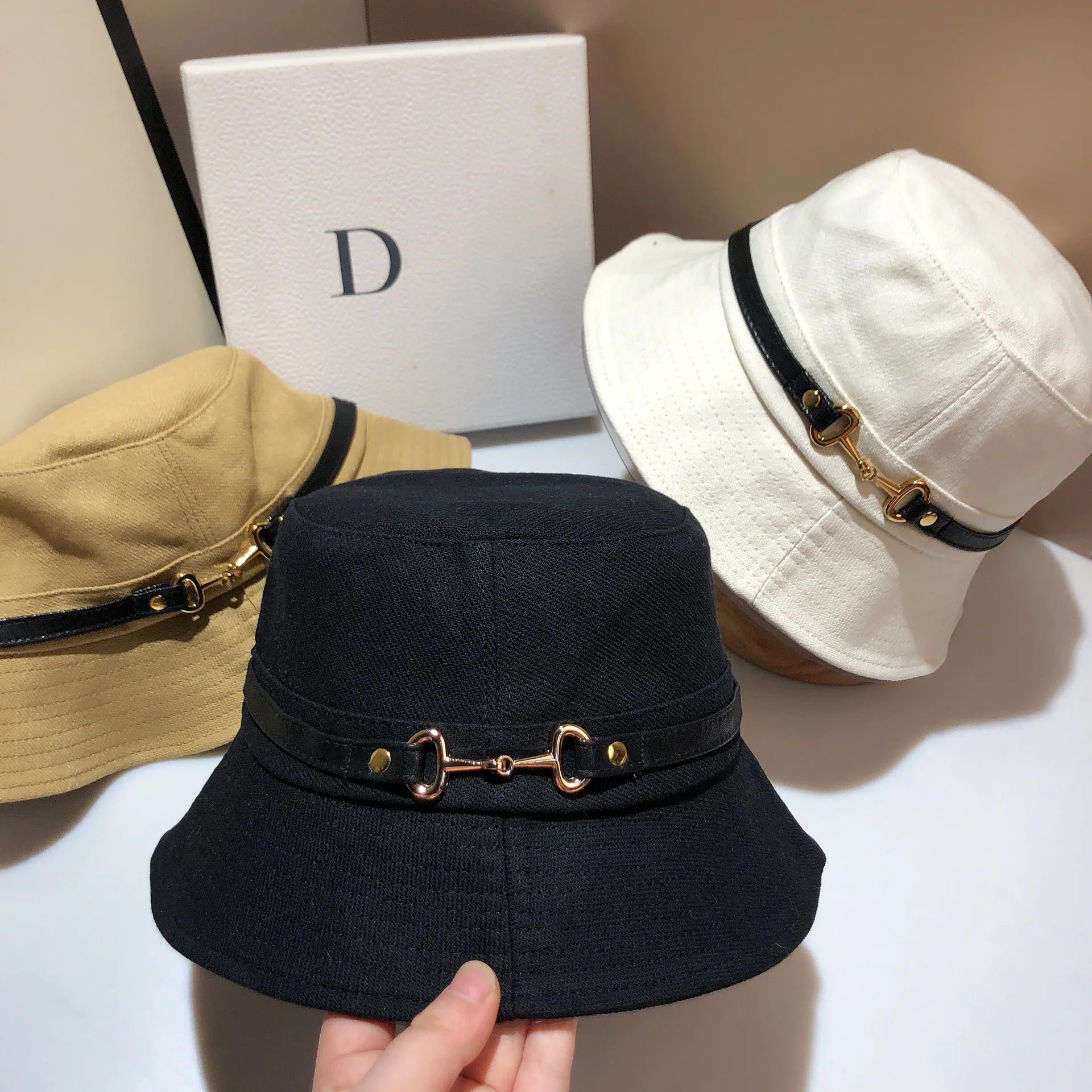 

New Bucket Hats For Women Ladies Fisherman Hat Sun Protection Belt Buckle Foldable Small Basin Hat Outdoor Cloth Cap Casquette