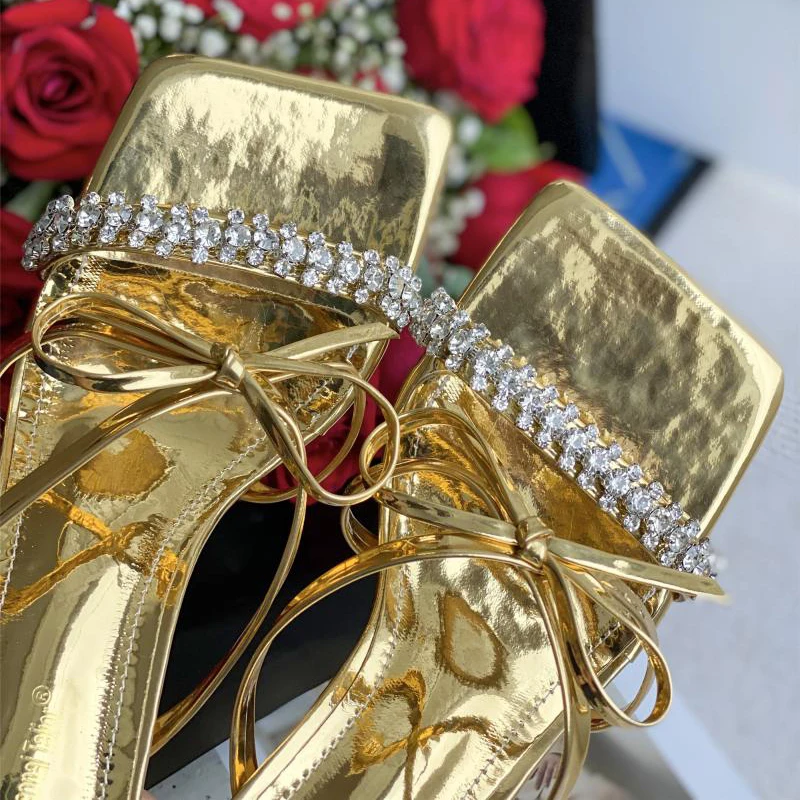 NIUFUNI 2022 Summer Rhinestone Straps Sandals Bow Square Toe Open Toe Stiletto Women Slippers Elegant Slides Fashion Dress Shoes