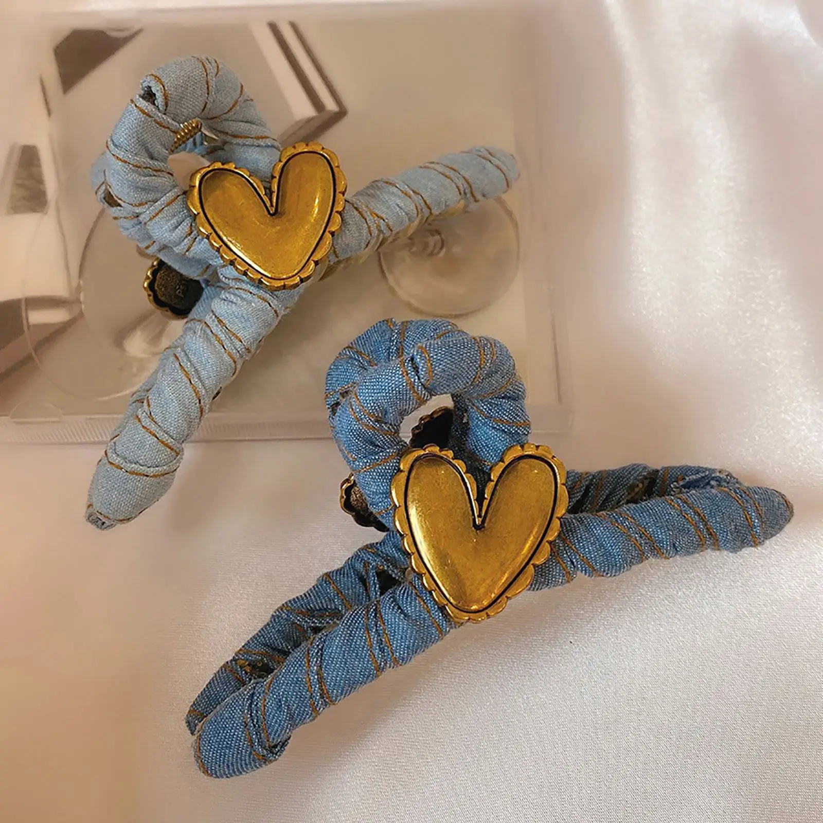 

YY High Sense Love Heart-Shaped Hairpin Female Back Head Large Shark Clip
